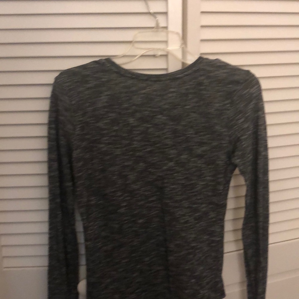 Nice tee - Picture 5 of 5